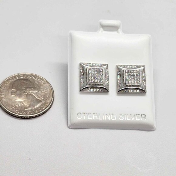 Brand New   Sterling Silver 925 Square  Design Earrings - Picture 1 of 4